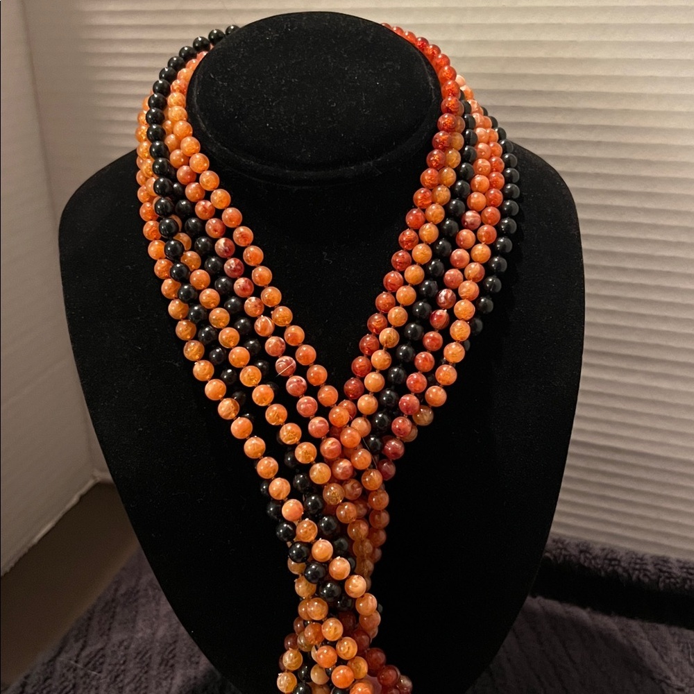 Vintage Orange Black Beaded Necklace 12” Drop - Picture 6 of 6